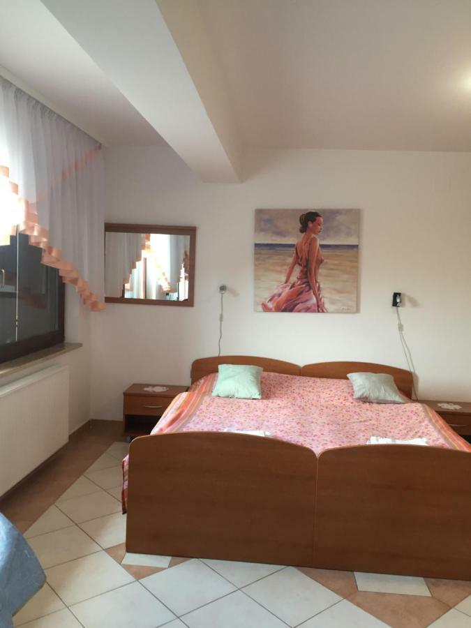 Apartman Ana *